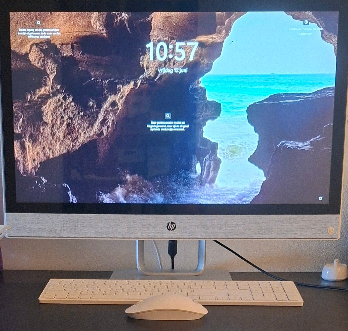 HP Pavilion All-in-One 24 inch, Ophalen, 1TB HDD + 128GB SSD, 8 GB, Minder dan 2 Ghz