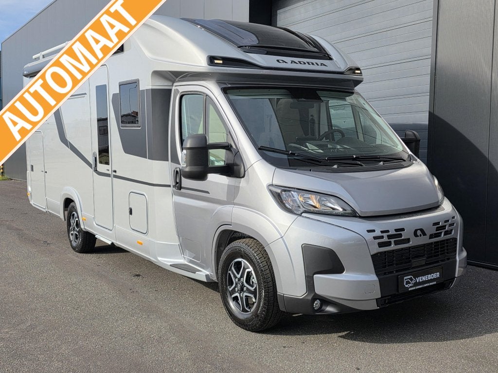 Adria Coral Supreme 670 DL, Automaat, Oven, Fiat, 7 tot 8 meter