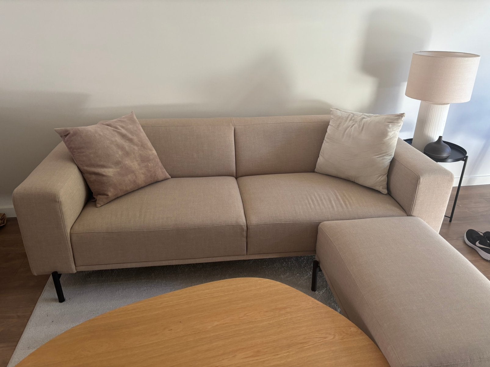 By SIDDE Odin bank + hocker - Kleur: Esper 901 Crushed Silk, Ophalen, Driepersoons, 75 tot 100 cm, Zo goed als nieuw