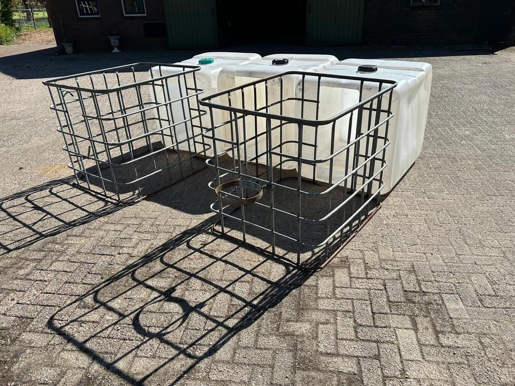 IBC Vaten 1000 liter - inclusief metalen kooi, Dieren en Toebehoren, Overige Dieren-accessoires, Ophalen