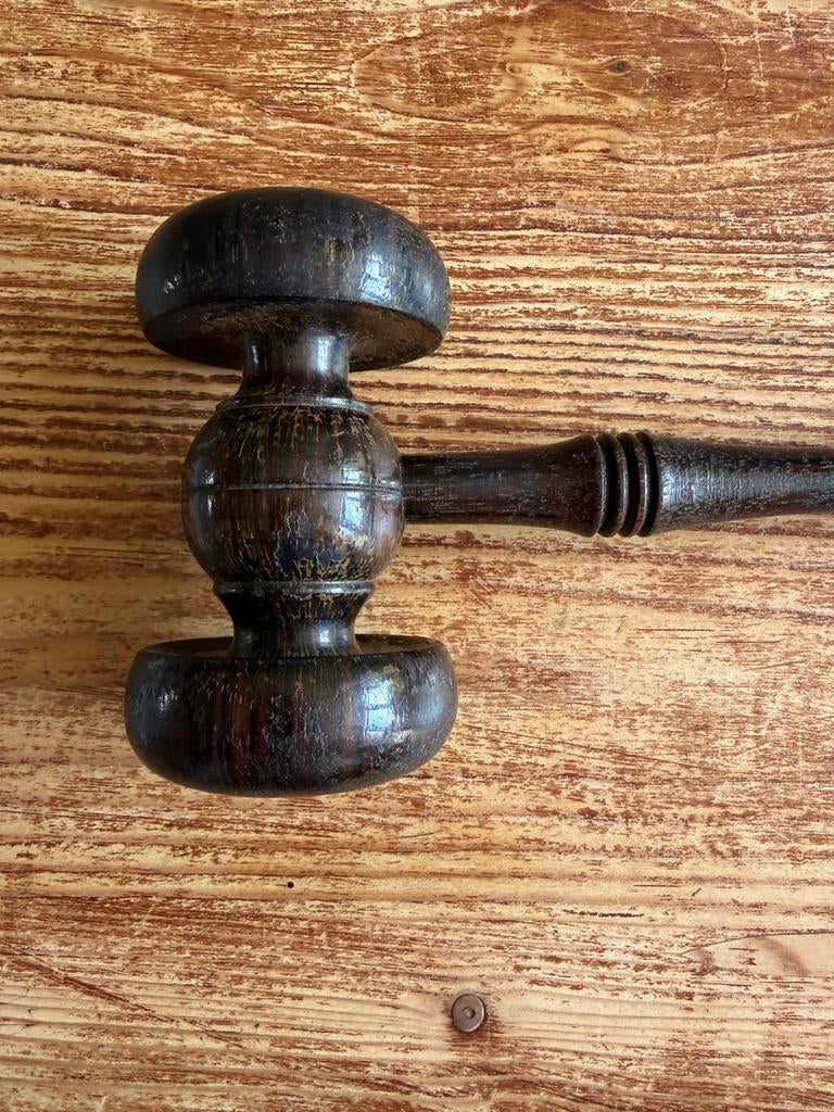 Antieke voorzittershamer gavel hamer veilinghamer, Antiek en Kunst, Curiosa en Brocante, Ophalen of Verzenden