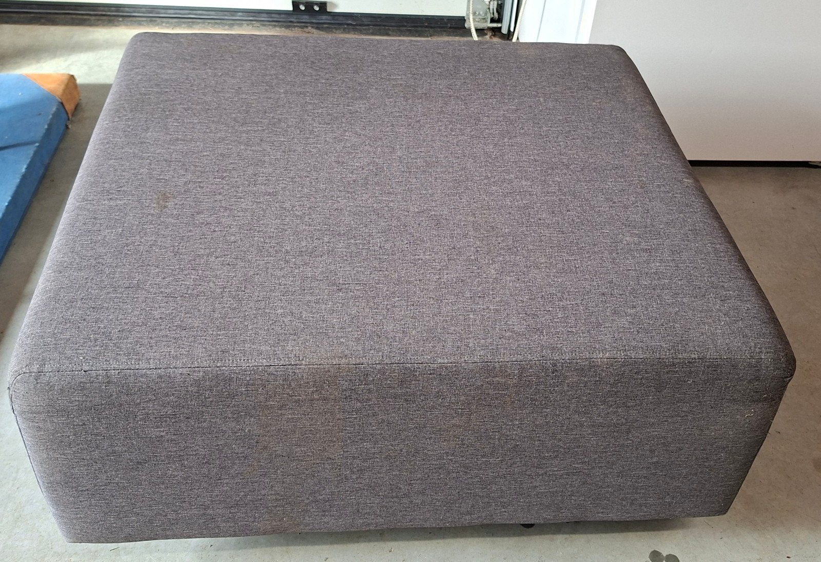 mooie hocker, Huis en Inrichting, Ophalen, Zo goed als nieuw, Rechthoekig