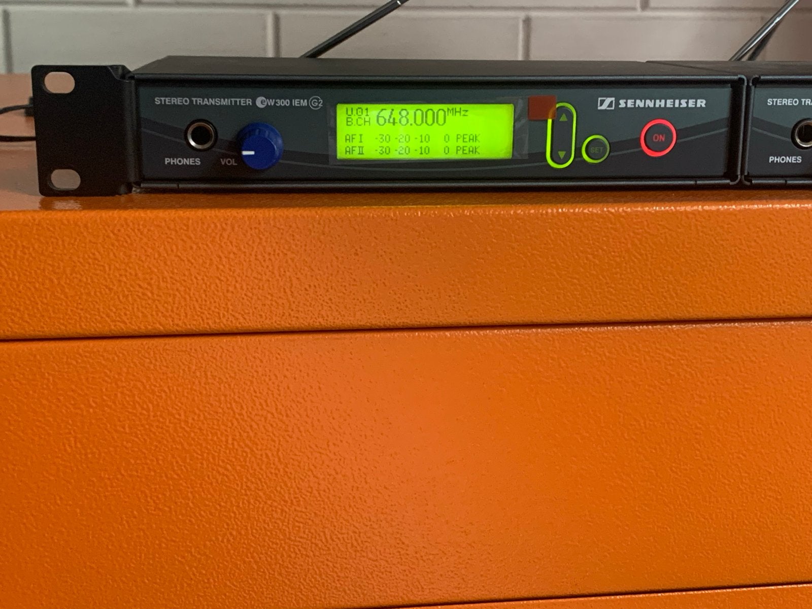 2 x SENNHEISER SR300G2 (IEM) Zenders B-band 626-662 MHz 19“, Ophalen of Verzenden, Gebruikt, Overige typen, Draadloos