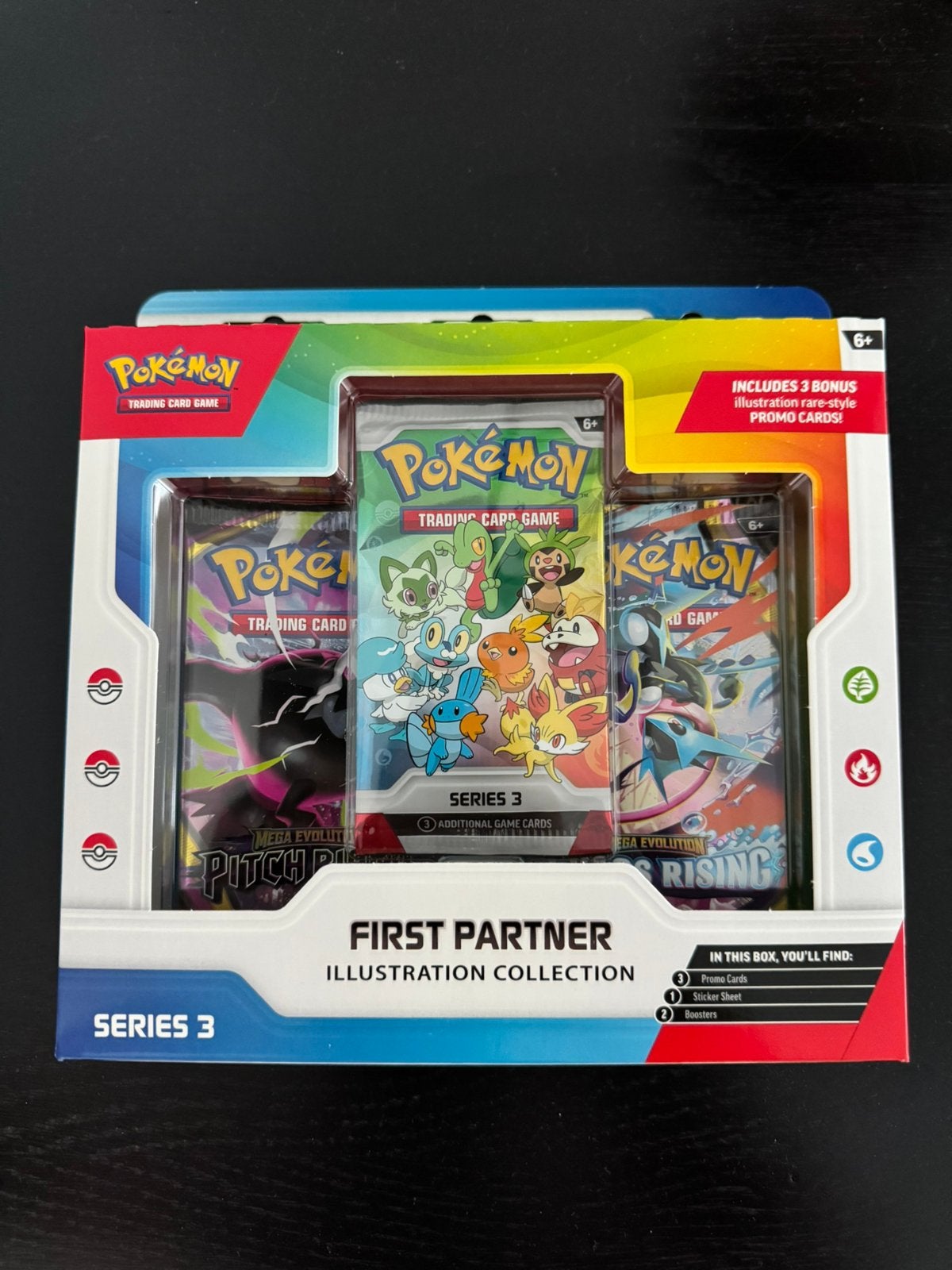 Pokemon First Partner Illustration Collection Series 3, Ophalen of Verzenden, Nieuw, Boosterbox, Foil