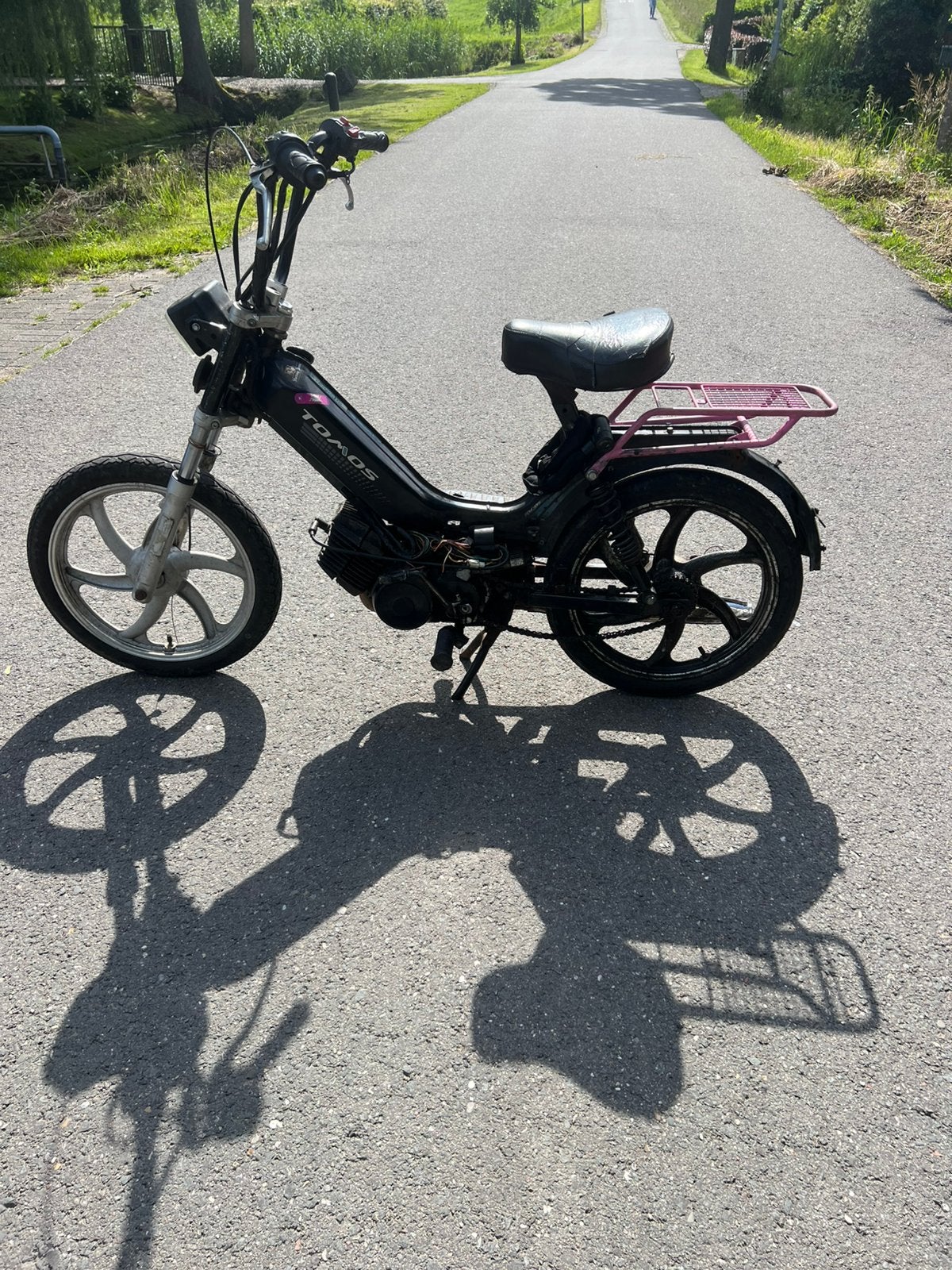 Tomos  keting is slap, Fietsen en Brommers, Brommers | Tomos, Ophalen of Verzenden, Maximaal 45 km/u