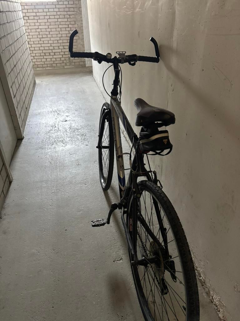 Hybride Trek mountainbike, Ophalen of Verzenden, Zo goed als nieuw, Overige merken, Versnellingen