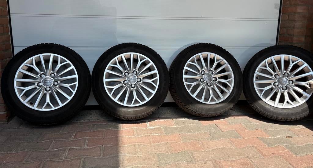 Originele Audi A3 lichtmetalen velgen met winterbanden, Auto-onderdelen, Banden en Velgen, Ophalen, 16 inch, Banden en Velgen