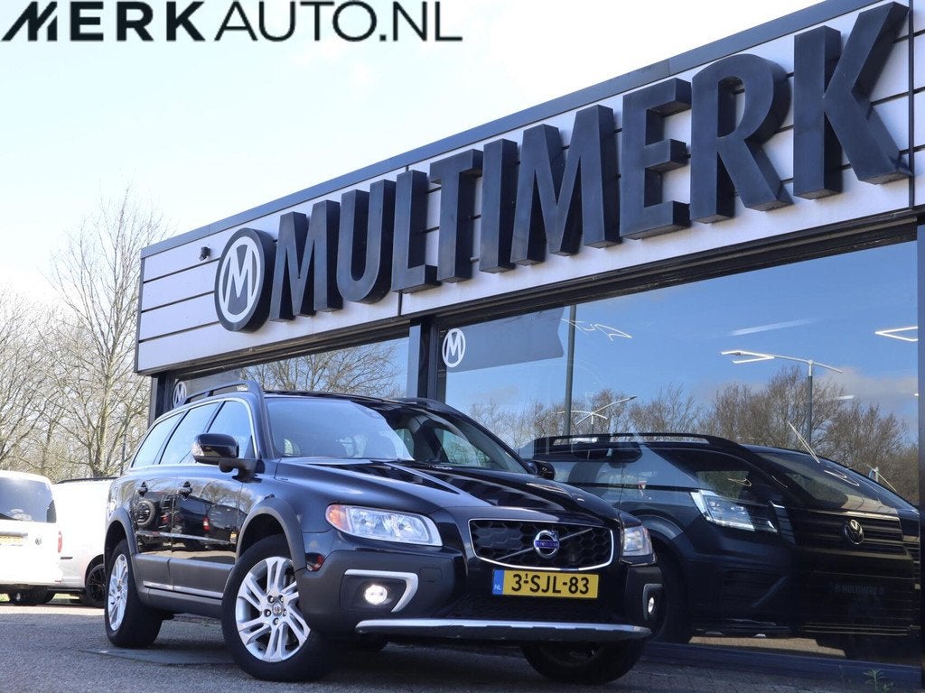 Volvo XC70 D4 5 Cil, Digitaal dashboard Dealer onderhouden!, Auto's, Volvo, Euro 5, Gebruikt, Zwart, 1984 cc