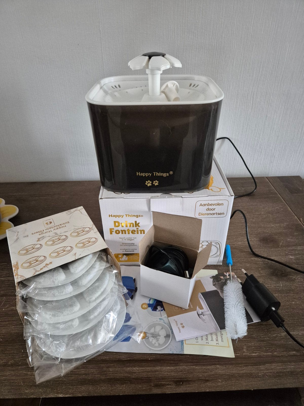 Drinkfontein van Happy Things voor katten, honden, Ophalen of Verzenden, Zo goed als nieuw