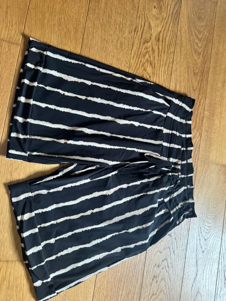 Studio Anneloes bermuda travelstof maat L, Kleding | Dames, Kort, Zwart, Maat 42/44 (L), Ophalen of Verzenden
