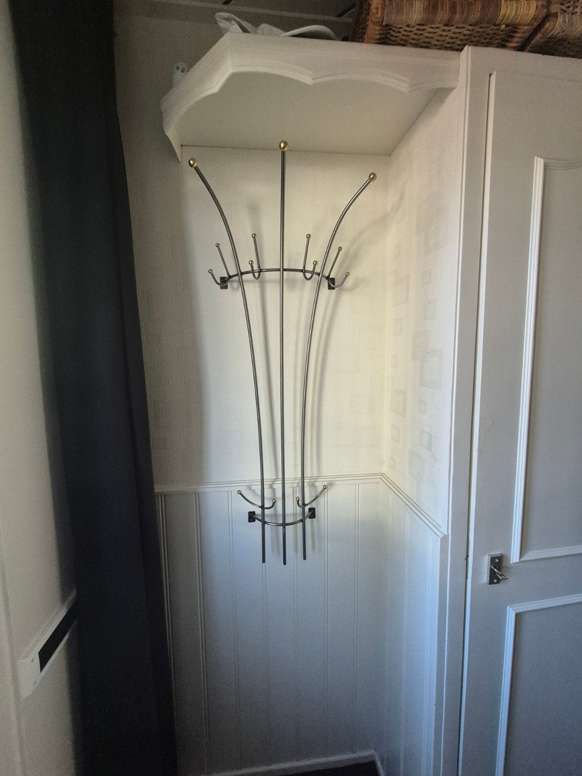 Metalen wandkapstok met gouden accenten, Huis en Inrichting, Gebruikt, 100 tot 150 cm, Metaal, Ophalen