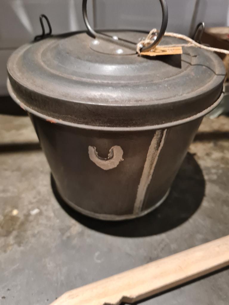 Oude decoratieve poffert vertind, Ophalen of Verzenden