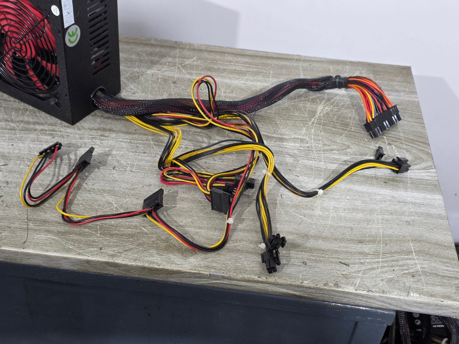 Hkc 450w max voeding psu power supply v-power, Computers en Software, Ophalen of Verzenden, Gebruikt