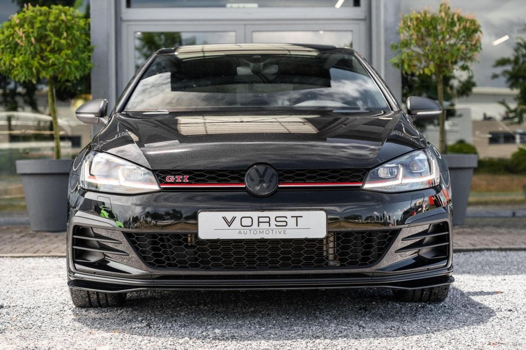 Volkswagen Golf 2.0 TSI GTI TCR Pano Dsg Akrapovic DCC Vol, 15 km/l, Gebruikt, Zwart, 4 cilinders