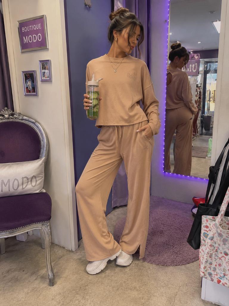 Puma lounge / travel set in nude-beige tint sporty S/M 51279, Kleding | Dames, Huispakken, Puma, ., Beige, Ophalen of Verzenden