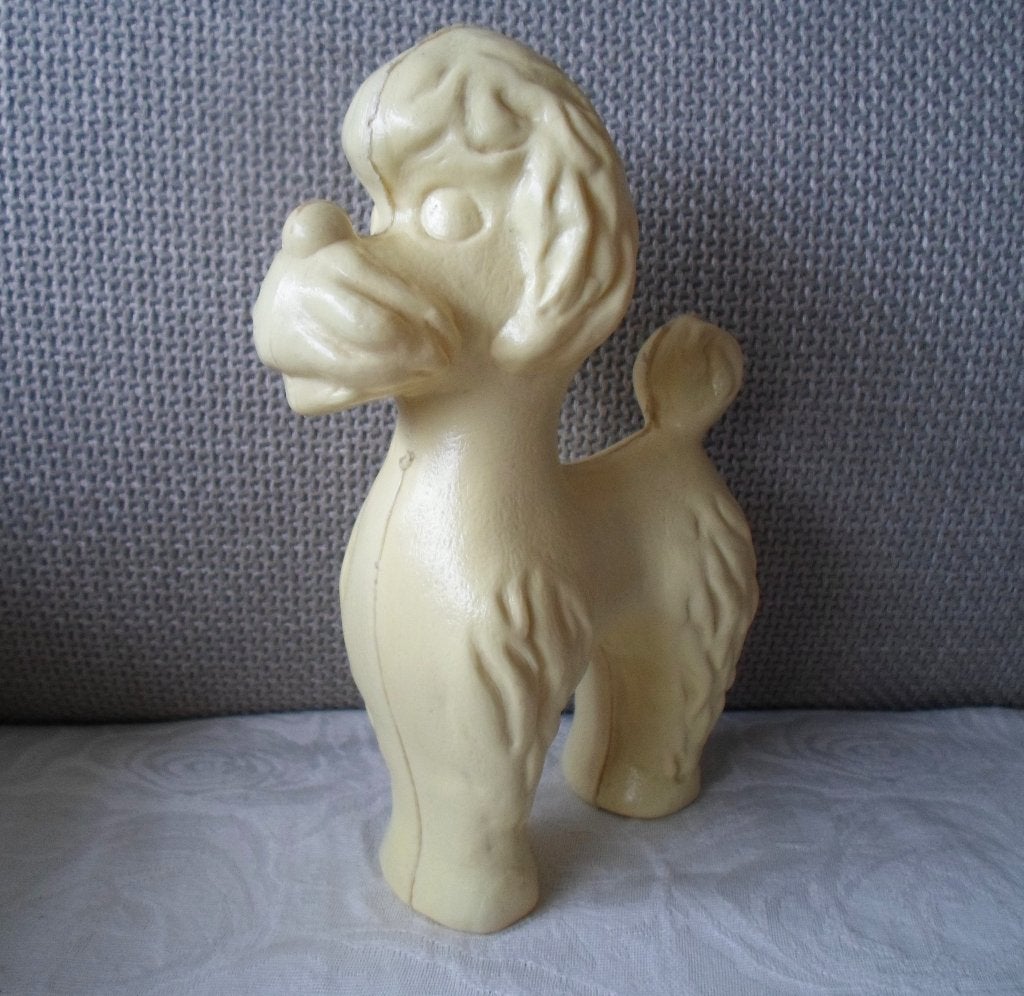 Plastic poedeltje jaren '60, Ophalen of Verzenden