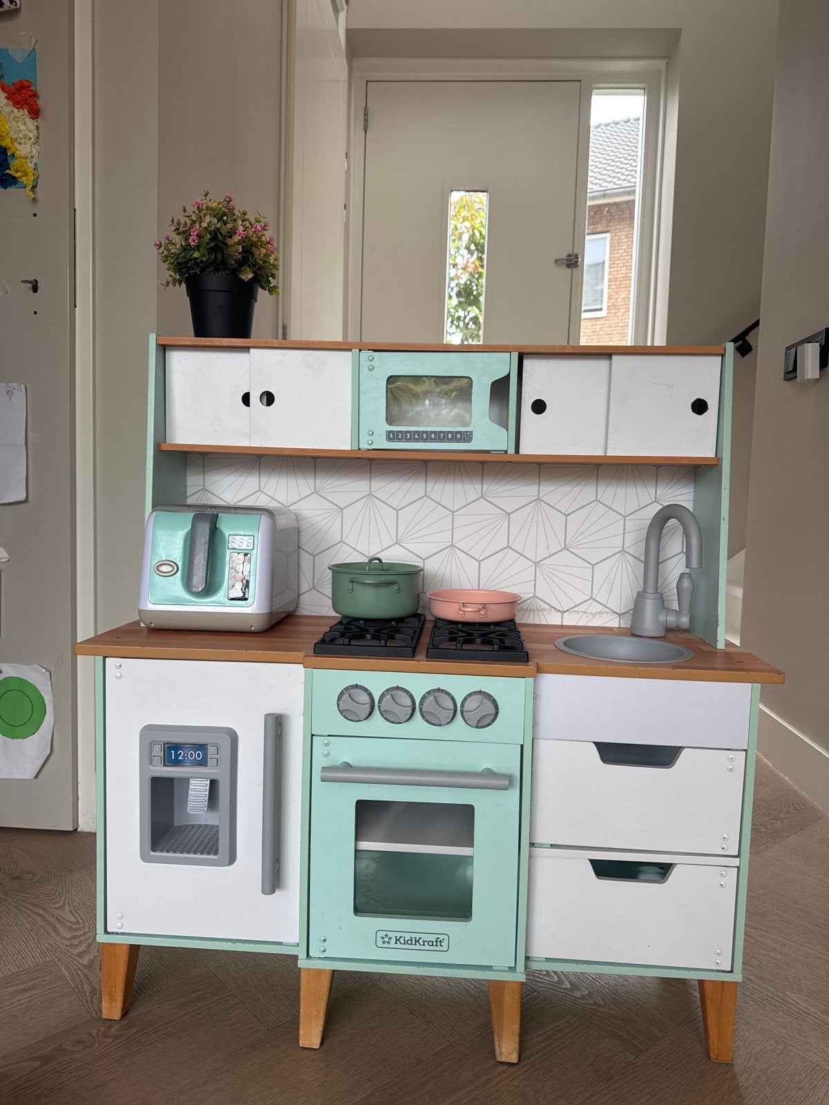 KIDKRAFT Mid-Century Kinderkeuken met accessoires, Ophalen, Zo goed als nieuw