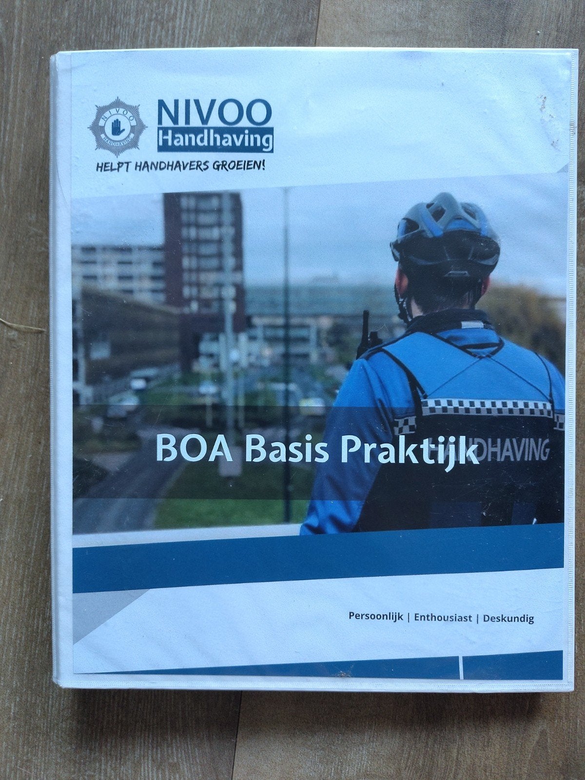 NIVOOW Handhaving BOA Handboek en Praktijkboek (Nieuw), Boeken, Nieuw, Ophalen of Verzenden, NIVOOW, MBO