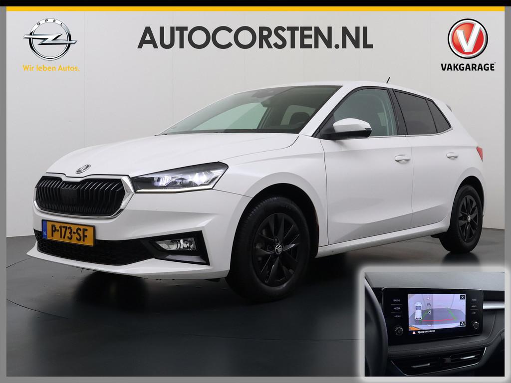 Skoda Fabia 1.0I 96PK Navi Camera Pdc Apple Carplay Android, Auto's, Skoda, Voorwielaandrijving, 580 kg, Wit, Bedrijf