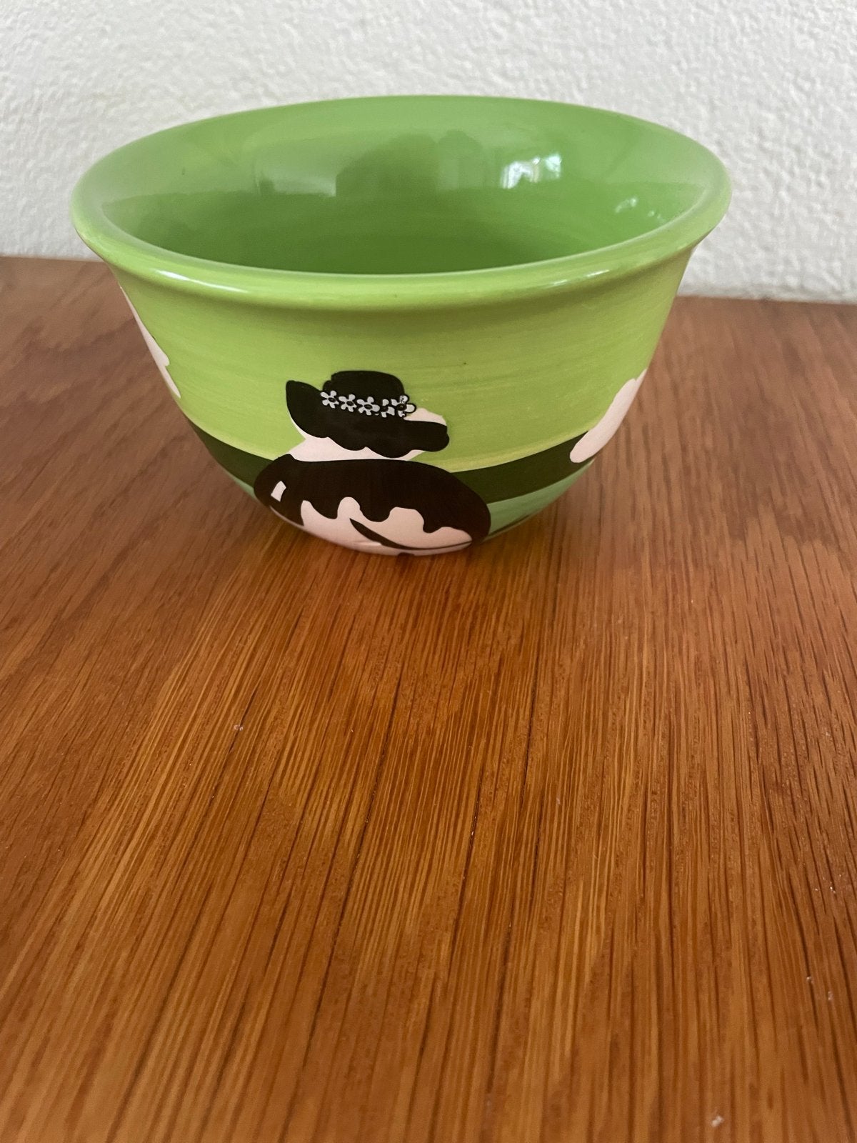 Ben & Jerry's ijskom met koeienprint - Zo goed als nieuw, Handbeschilderd, Porselein of Keramiek, Schaal, Rond