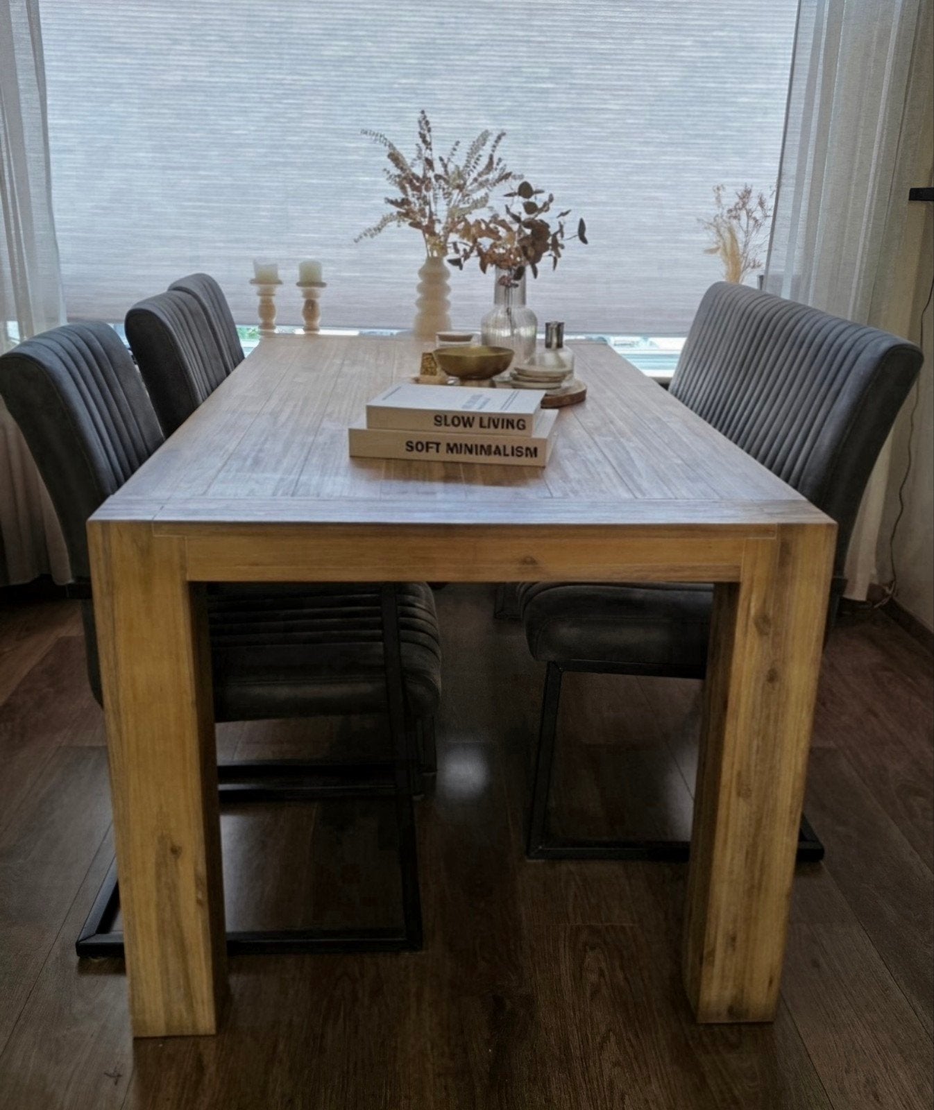 Te koop 3 grijze stoelen en een eetkamerbank, Ophalen of Verzenden, Minder dan 75 cm, 50 tot 75 cm