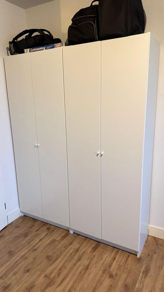 Ikea Billy kast | Wit | 2 Stuks | Zo goed als nieuw, Huis en Inrichting, Kasten | Kledingkasten, Ophalen, Overige materialen, 200 cm of meer