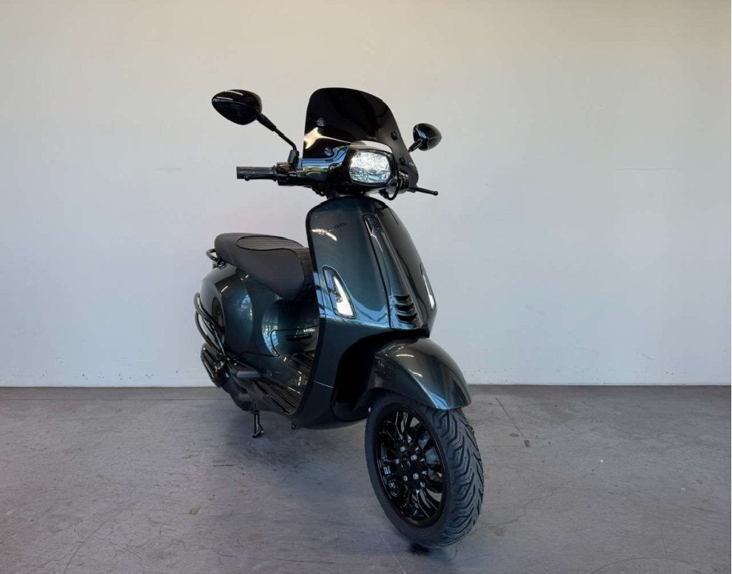 Vespa Sprint Brom 45km/h, BJ 2022, Camouflage Green Metallic
