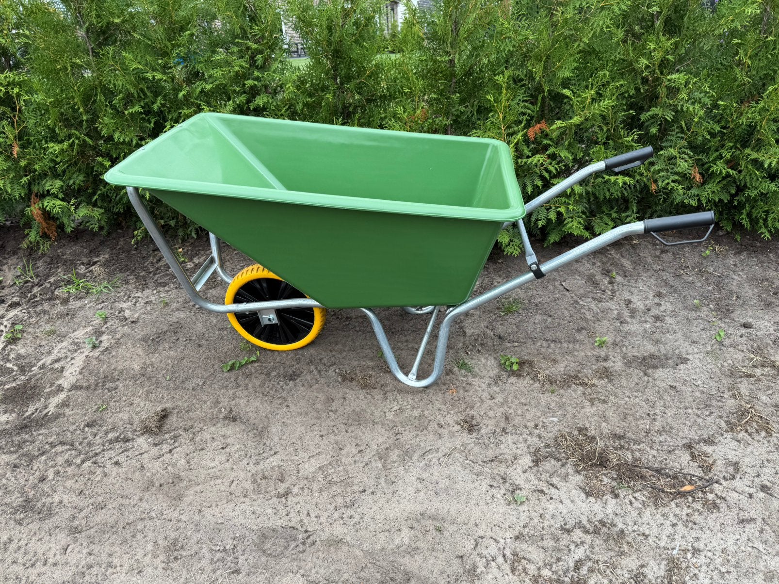 Kruiwagen eenwielig anti lek banden 160 liter, Ophalen, Zo goed als nieuw, Eenwielig