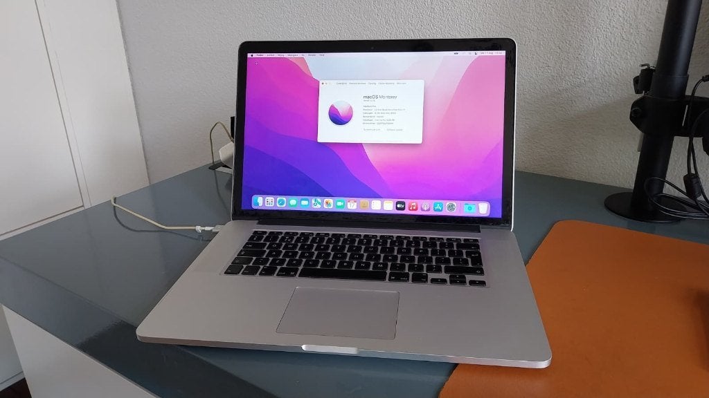 Macbook Pro Retina 2015 15", Computers en Software, Apple Macbooks, Gebruikt, 256 GB, 2 tot 3 Ghz, 16 GB