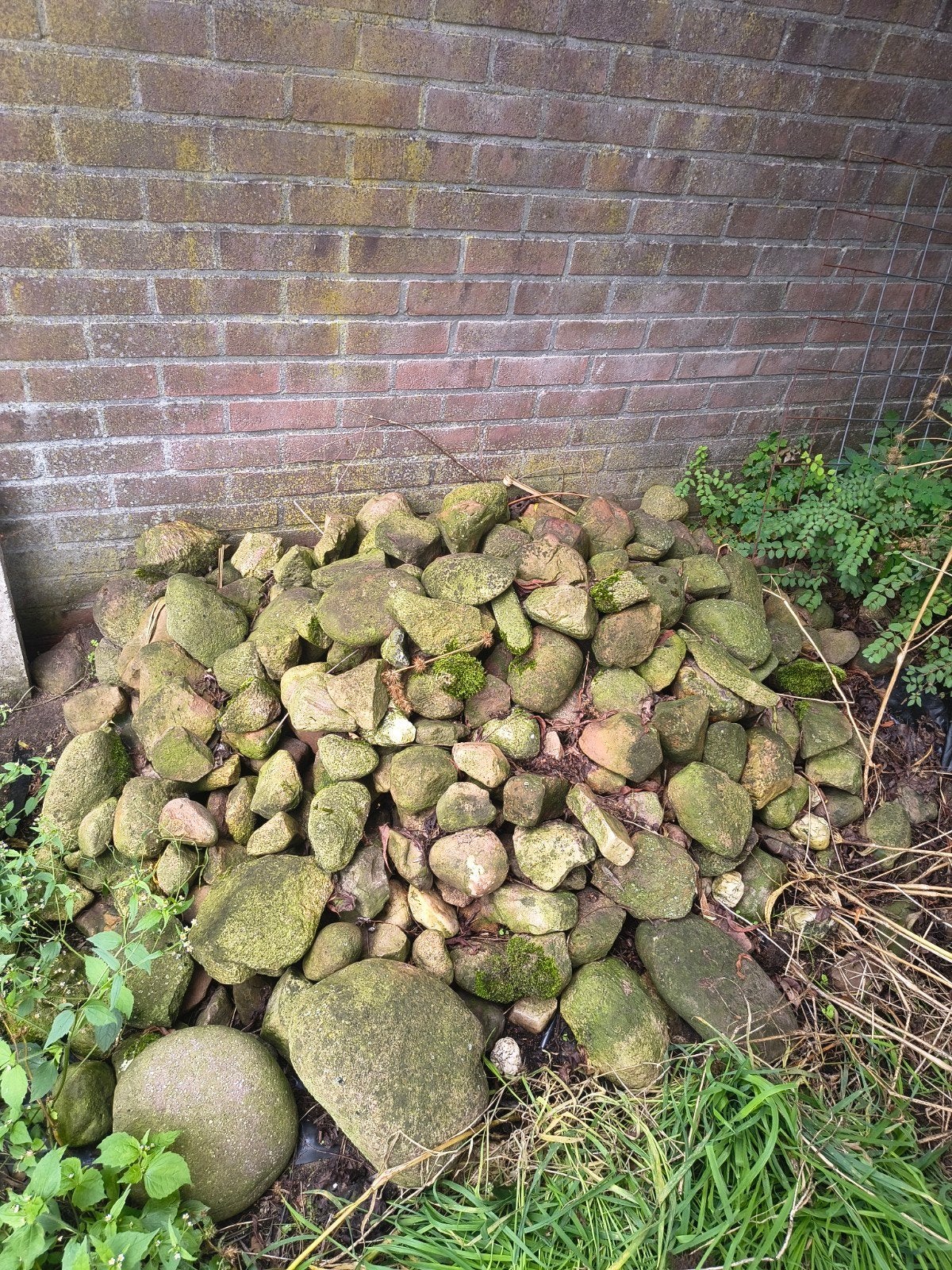 Grote partij rotsen/keien voor tuin of vijver, Tuin en Terras, Ophalen, Gebruikt, Grijs, Kei