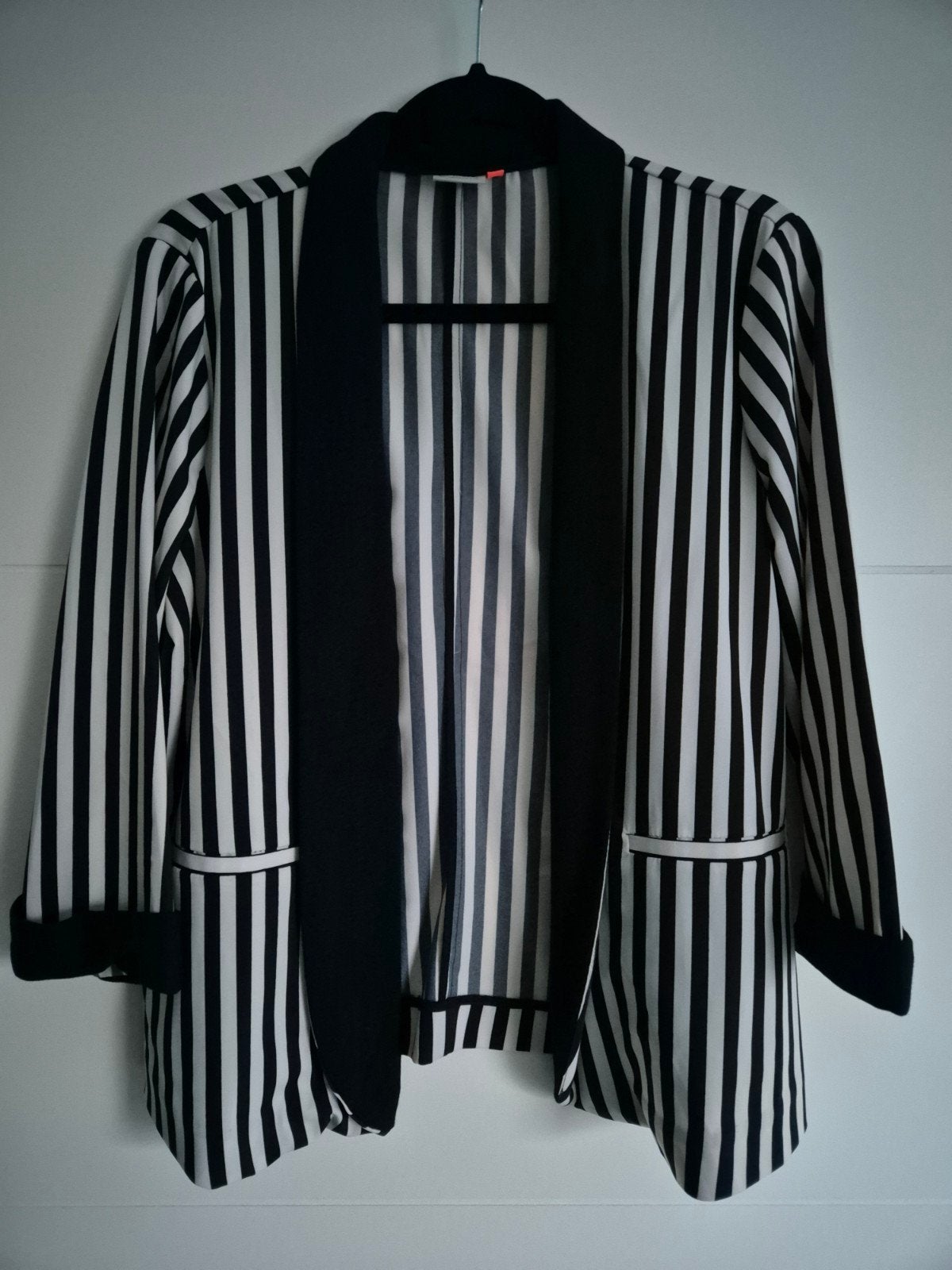 Jasje only (nieuw) zwart/ wit, Maat 38/40 (M), Zwart, Nieuw, Ophalen of Verzenden