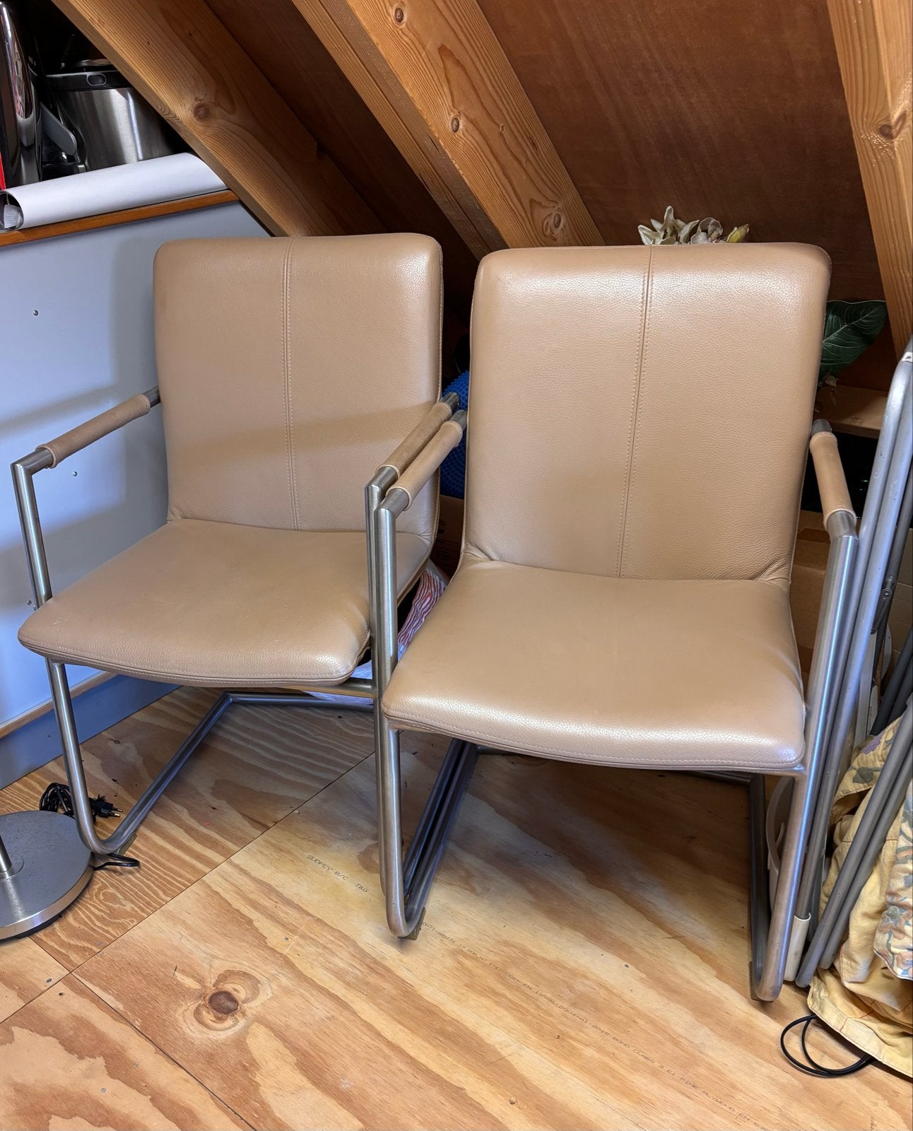 Set van 2 comfortabele stoelen met armleuningen, Huis en Inrichting, Ophalen, Twee, Overige kleuren, Zo goed als nieuw