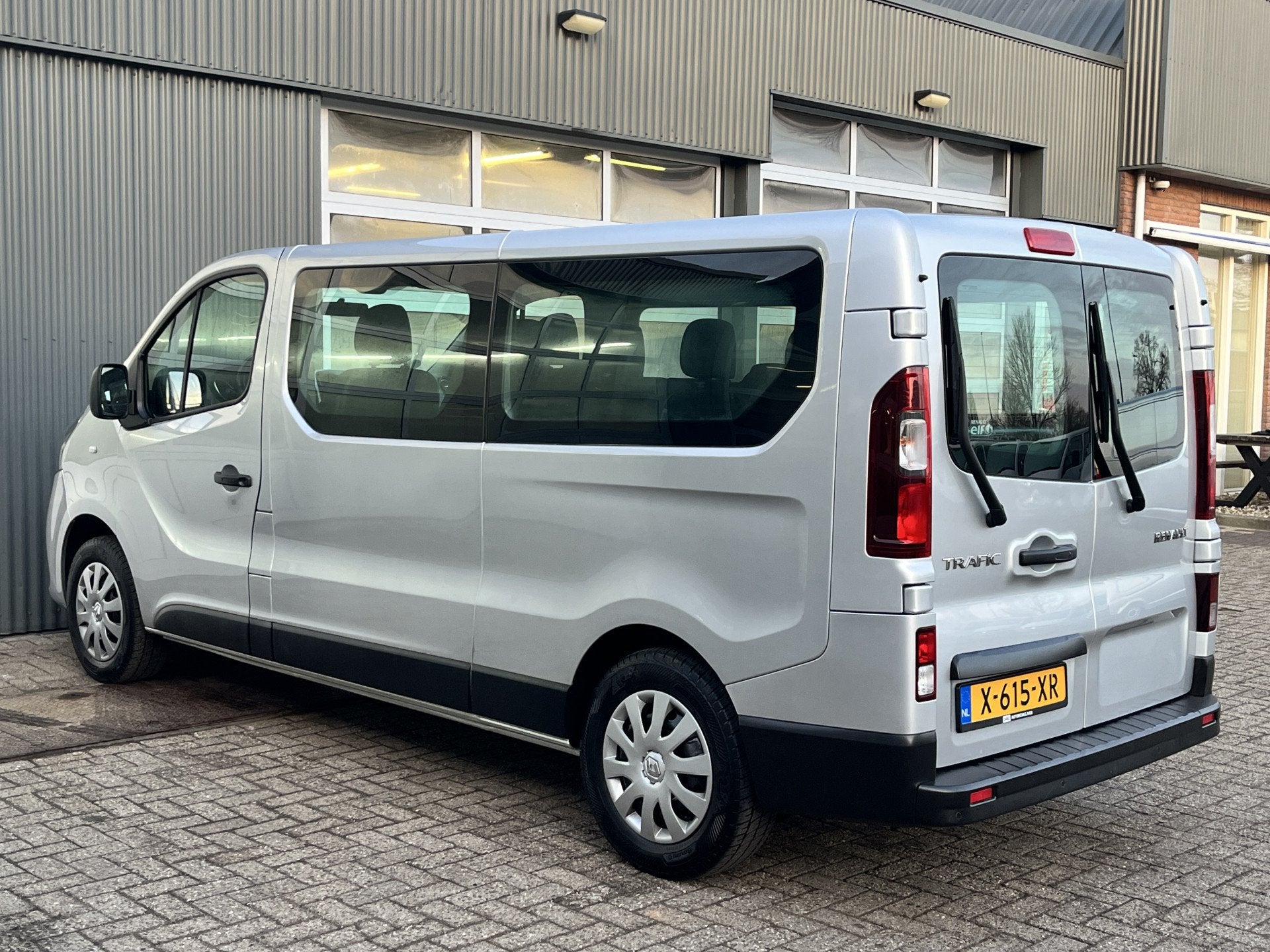 Renault Trafic Passenger 1.6 dCi BTW / BPM vrij marge Euro 6, Auto's, Renault, Voorwielaandrijving, Gebruikt, 2000 kg, Origineel Nederlands