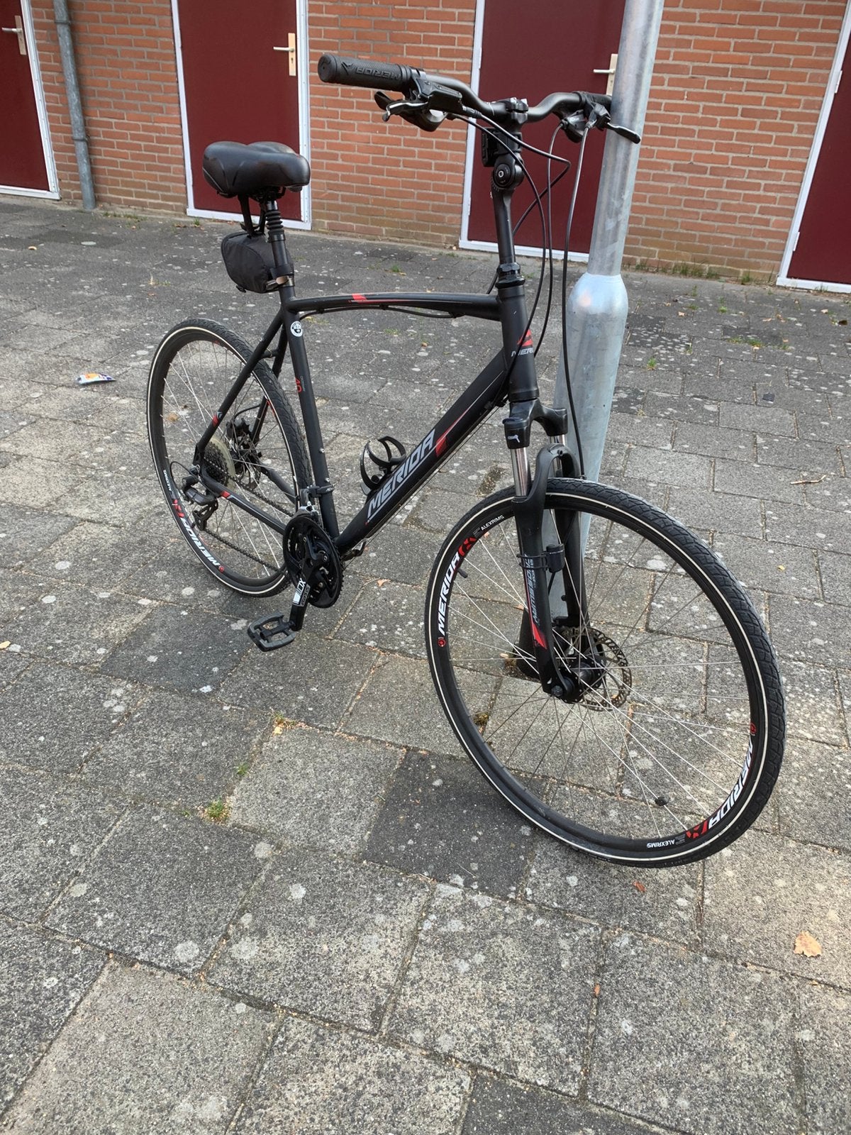 Zo goed als nieuwe Merida sport/tourbike, Zo goed als nieuw, Meer dan 20 versnellingen, 53 tot 57 cm, Ophalen