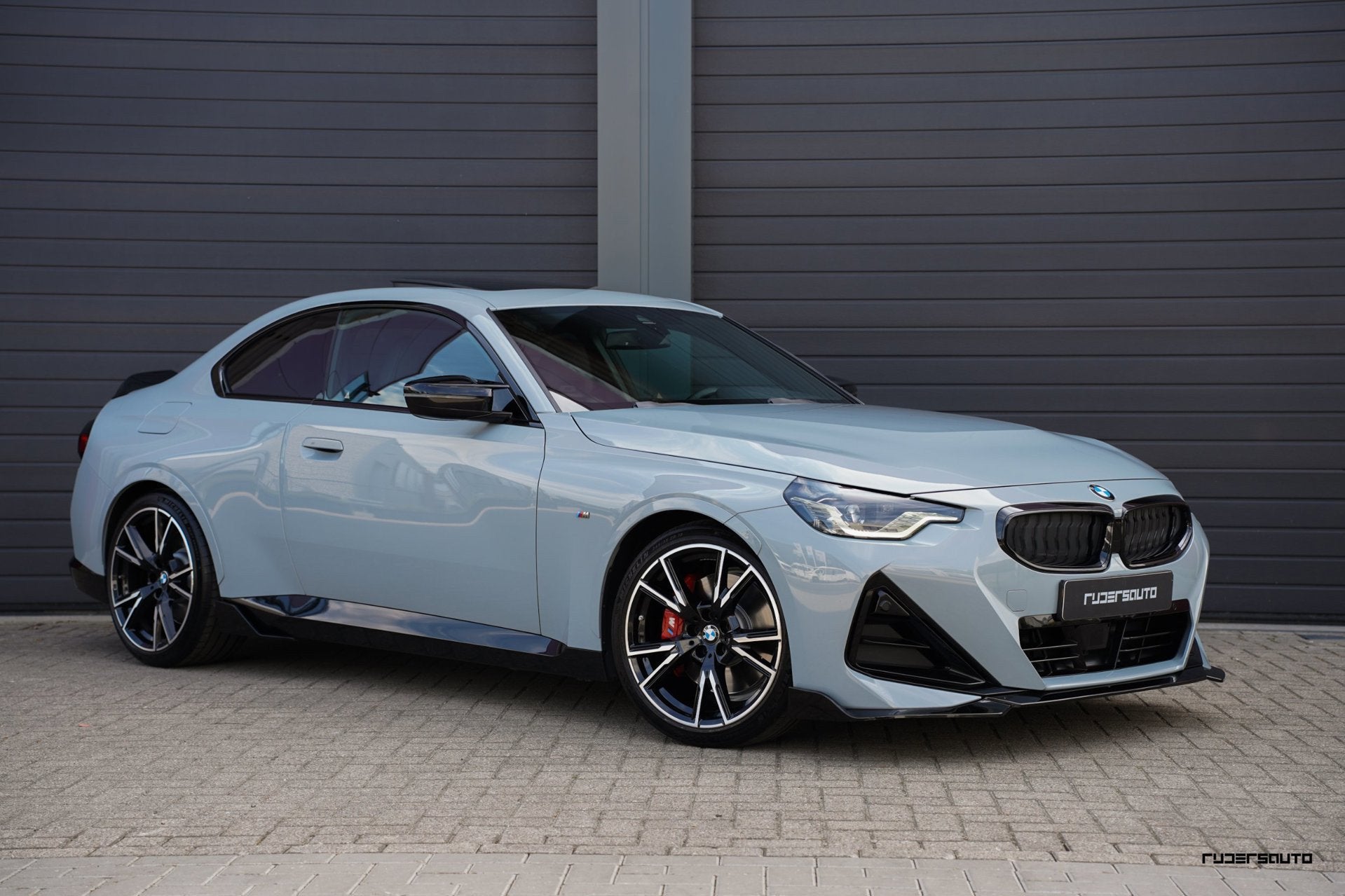 BMW 2-serie Coupé M240i xDrive | Schuifdak | M-sportstoelen, Auto's, BMW, Automaat, Lichtsensor, Gebruikt, 4 stoelen