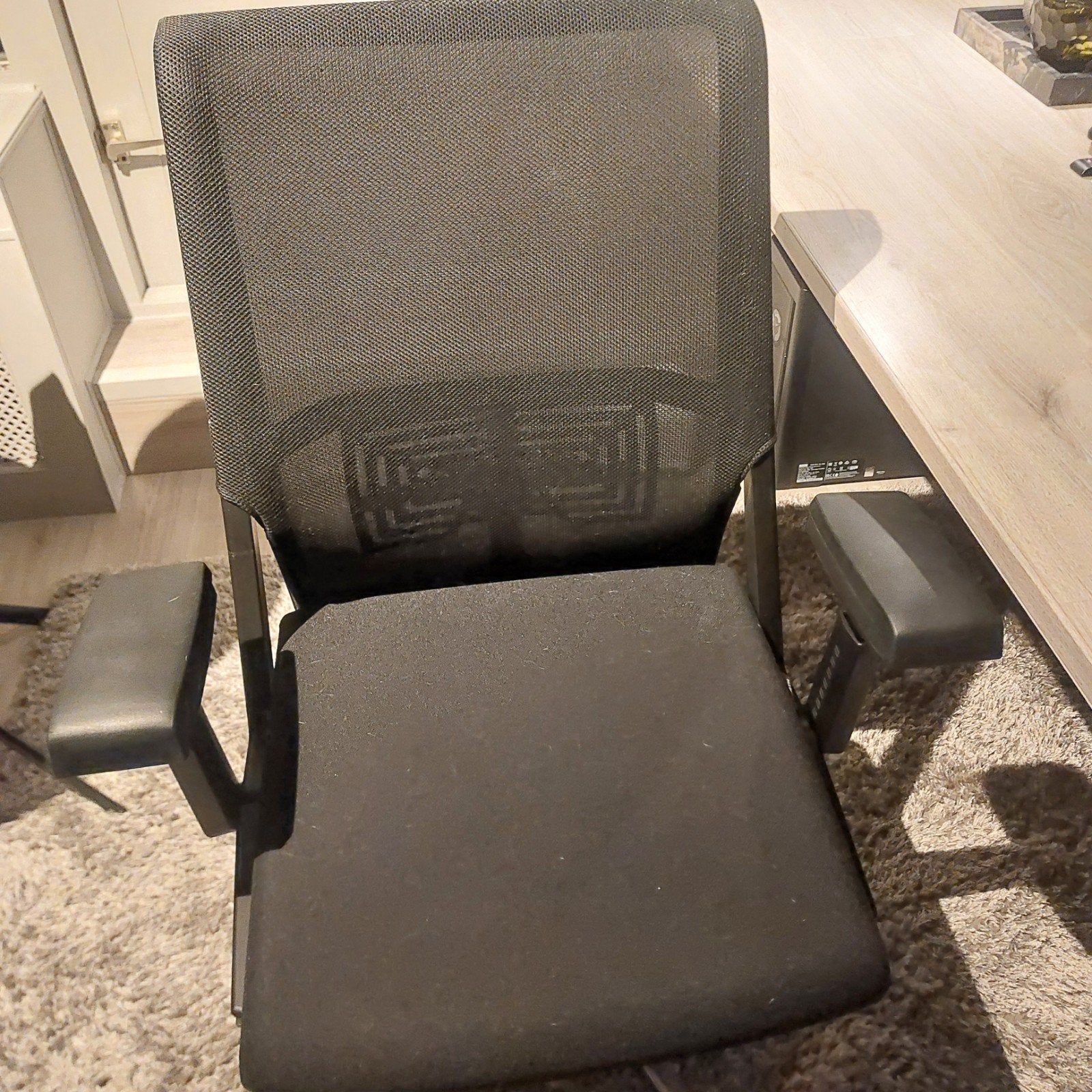 Zwarte Bureaustoel met Ergonomische Rugleuning, Ophalen, Zwart, Zo goed als nieuw, Bureaustoel