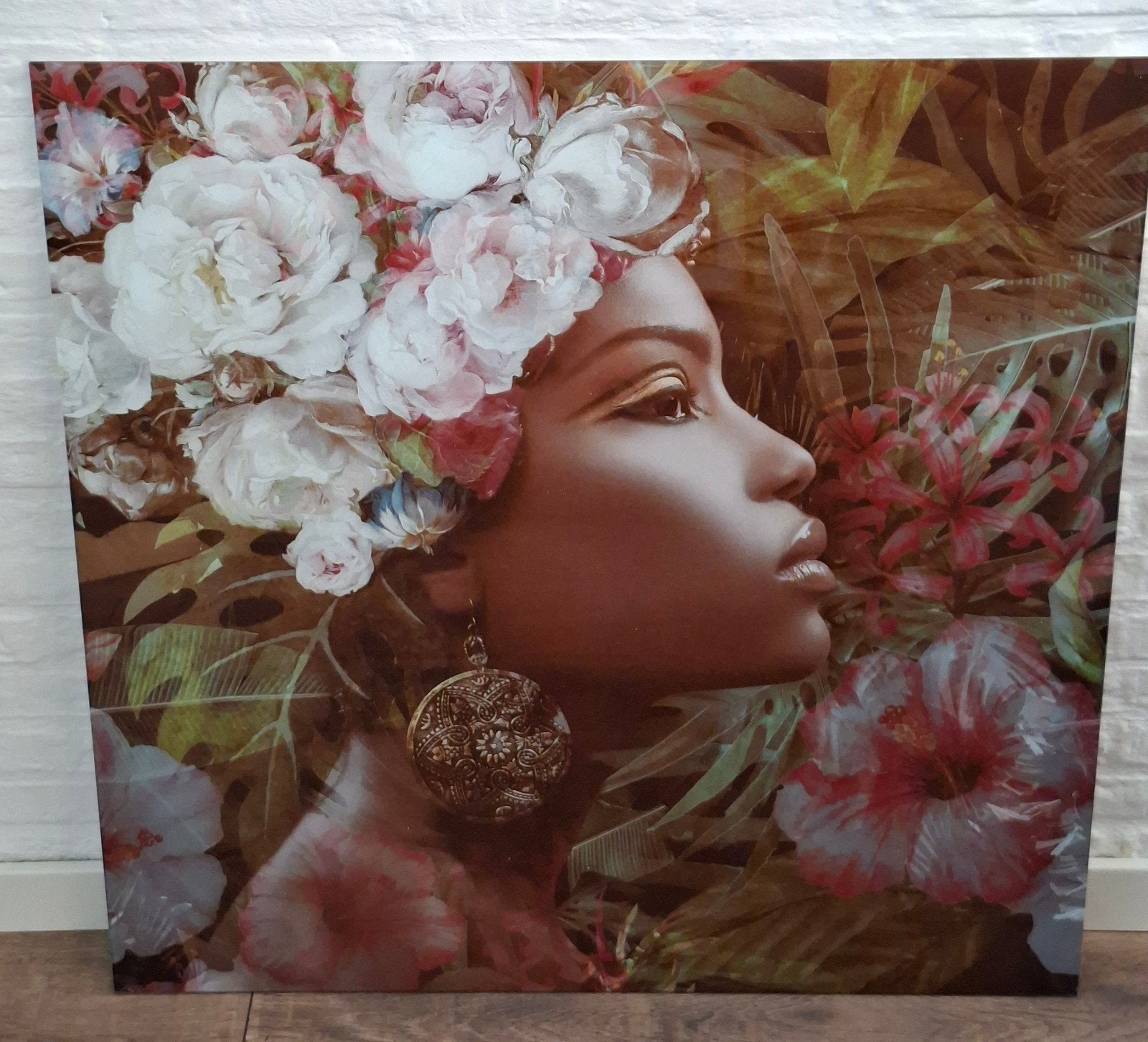 Glasportret Vrouwenhoofd met bloemen 
Afmeting 80cm, Huis en Inrichting, Ophalen, Zo goed als nieuw, 75 tot 100 cm, 75 – 100