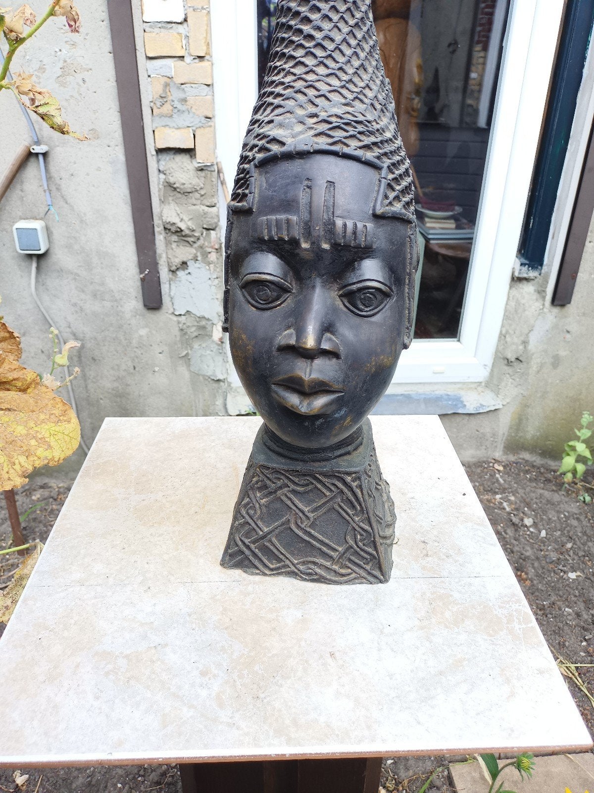 Afrikaanse buste -  oba Vrouwenhoofd met puntige hoofdtooi, Ophalen of Verzenden