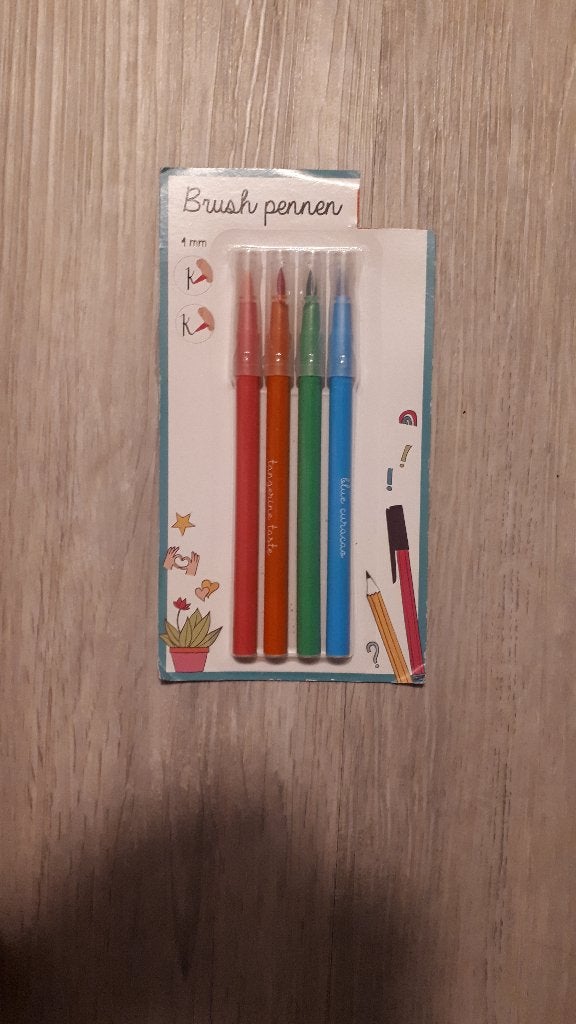 Te koop brush pennen, Ophalen of Verzenden, Nieuw, Potlood of Stift