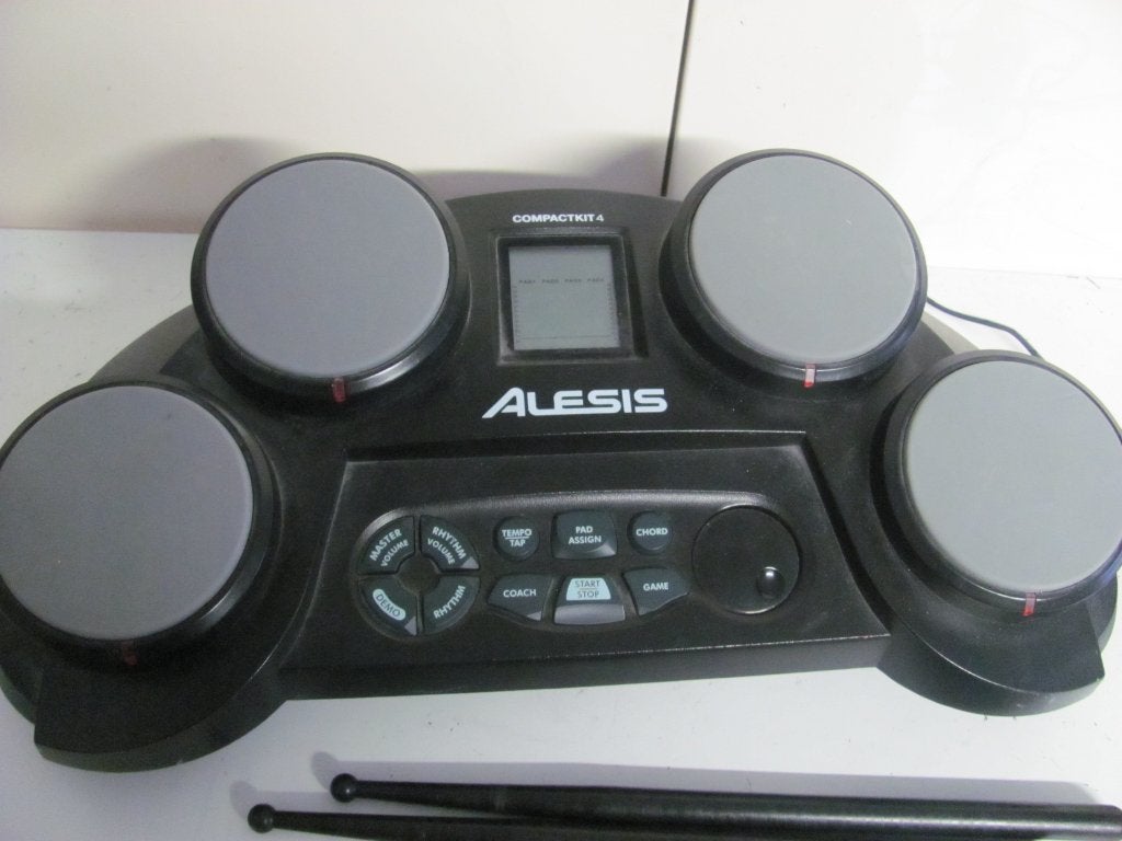 Alesis compactkit 4, Ophalen of Verzenden, Zo goed als nieuw, Overige merken