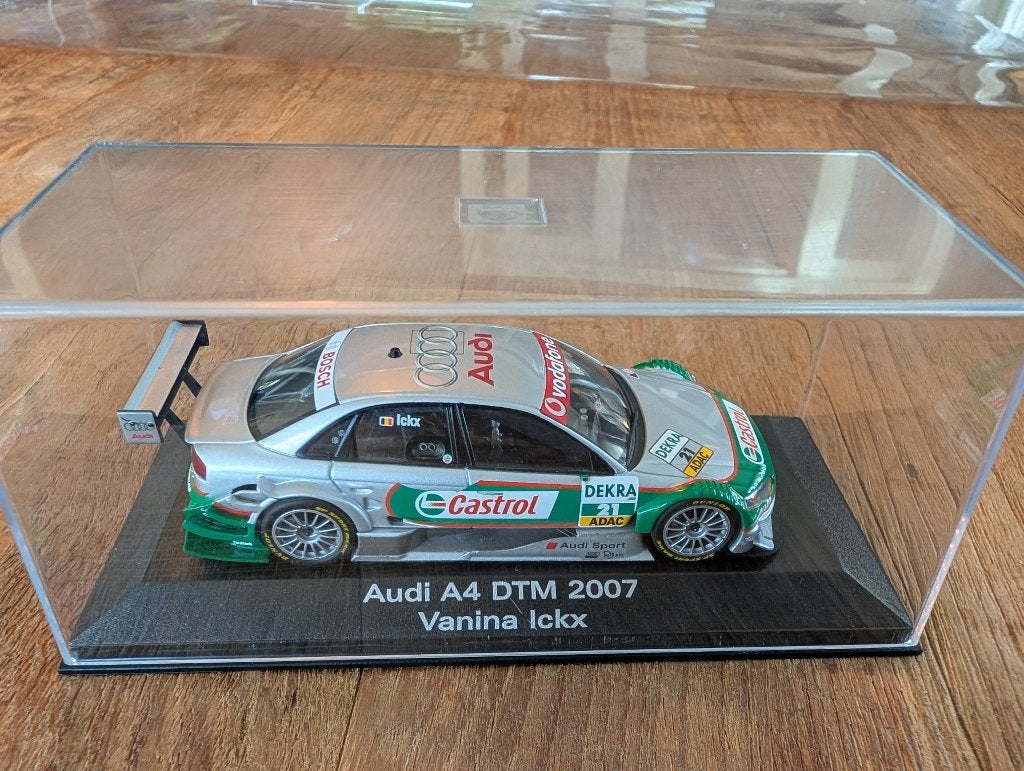 Minichamps 1:43 modelauto - Audi A4 DTM 2007 - Vanina Ickx, Ophalen of Verzenden, Zo goed als nieuw, Auto, MiniChamps