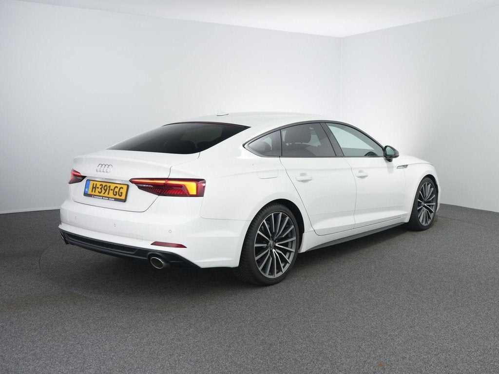 Audi A5 Sportback 35 TFSI Sport S-line black edition | Sport, Auto's, Gebruikt, 4 cilinders, Leder en Stof, Wit
