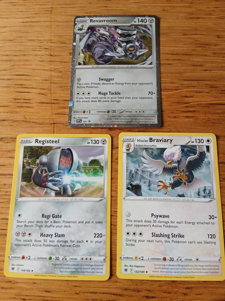Revavroom 121  Registeel 108/189  Hisuian Braviary 132/189, Ophalen of Verzenden, Gebruikt, Meerdere kaarten