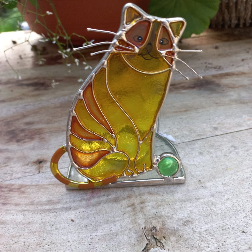tiffany rode kat € 7,50, Ophalen of Verzenden