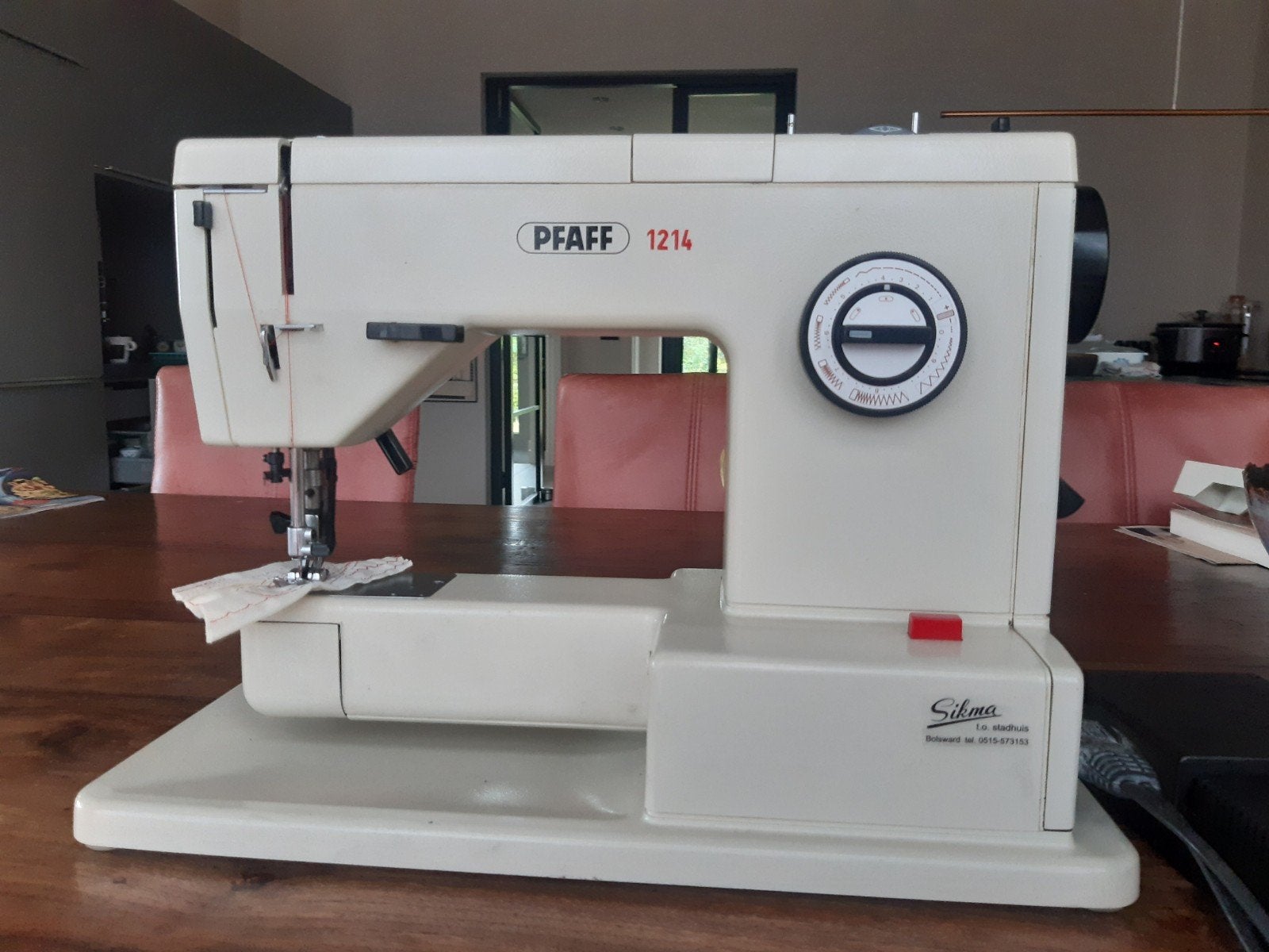 Elektrische naaimachine Pfaff 1214 in koffer, Ophalen, Gebruikt, Naaimachine, Pfaff