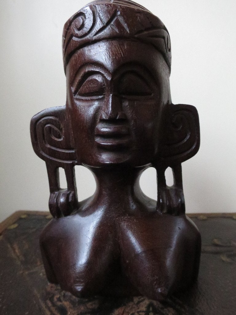 uit hard hout gesneden beeldje 17 cm, Ophalen of Verzenden