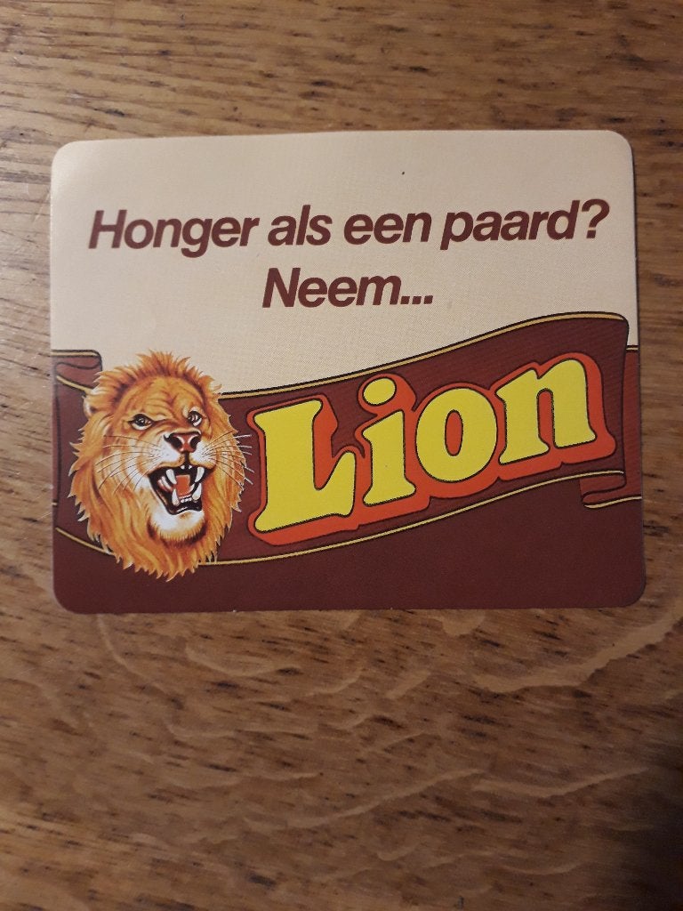 Lion reclamesticker Honger als een paard?Neem LION 8,5x11cm, Ophalen of Verzenden, Zo goed als nieuw, Bedrijf of Vereniging