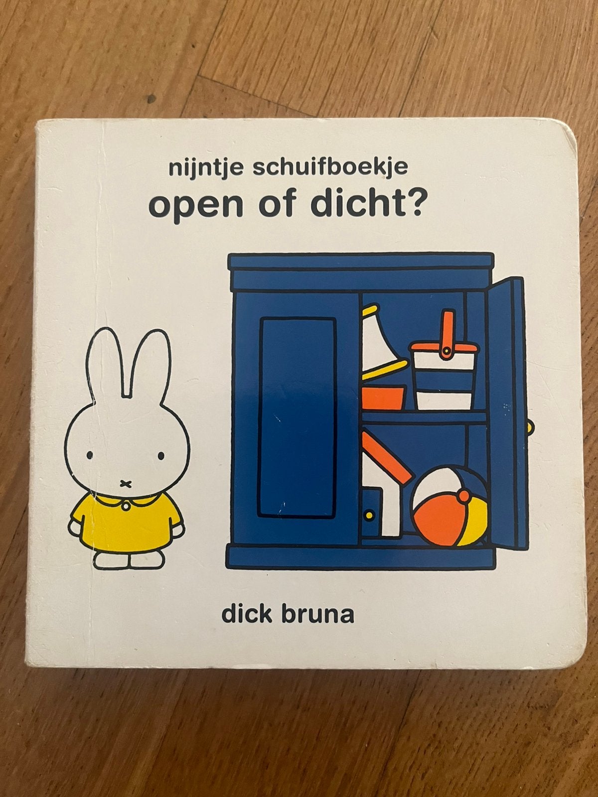 Nijntje schuifboekje open of dicht, Boeken, Ophalen of Verzenden, Gelezen