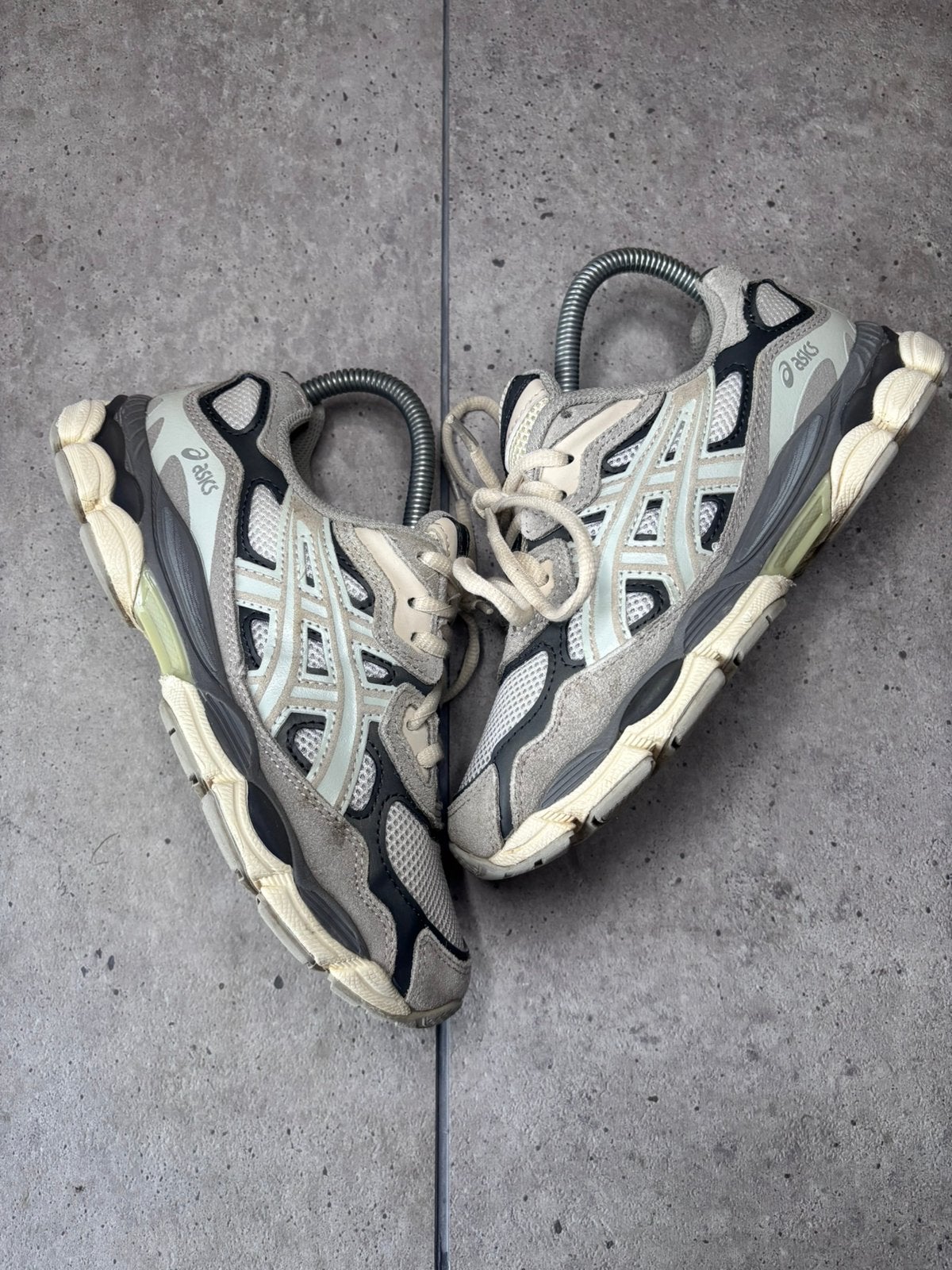Asics Gel-Nyc Oyster Grey 38, Ophalen of Verzenden, Grijs, Sneakers of Gympen, Zo goed als nieuw