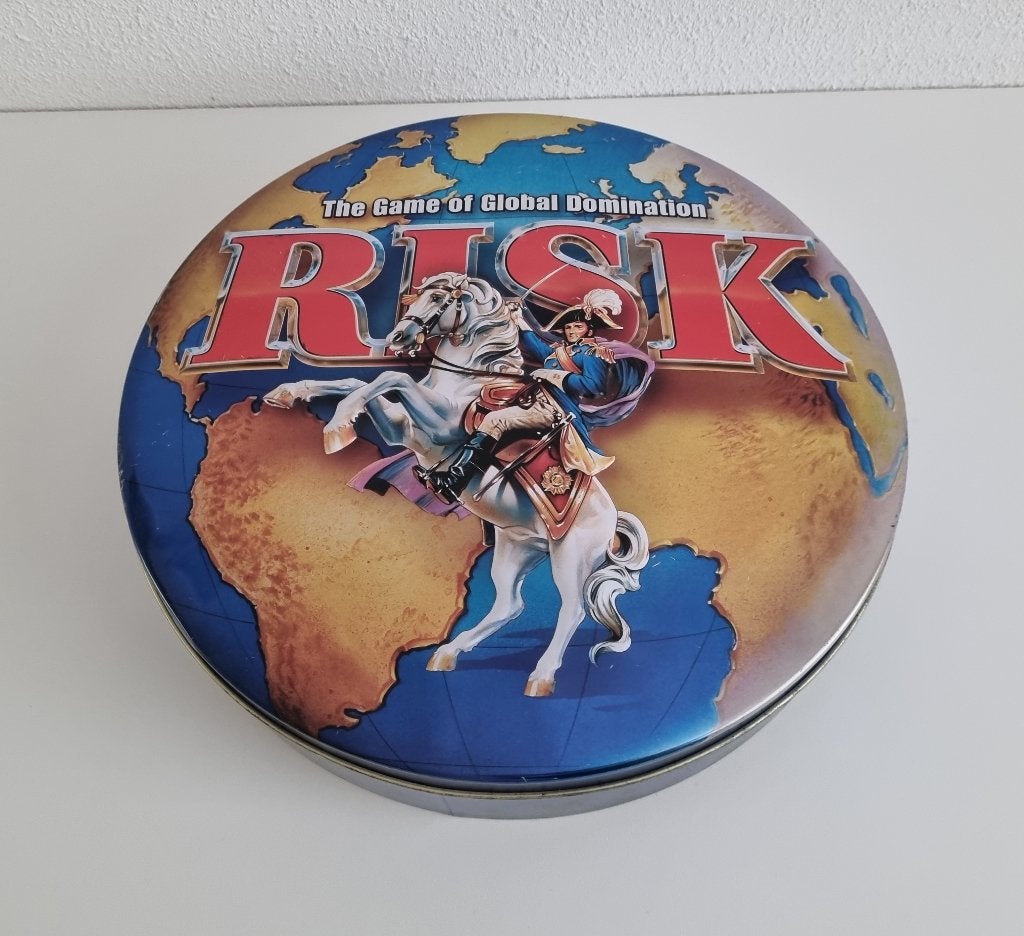 Risk The Game of Global Domination Tin Collectors Edition, Hobby en Vrije tijd, Gezelschapsspellen | Bordspellen, Vijf spelers of meer